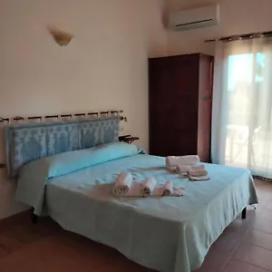  Séjour à la ferme I Doni Del Mandorlo Italie